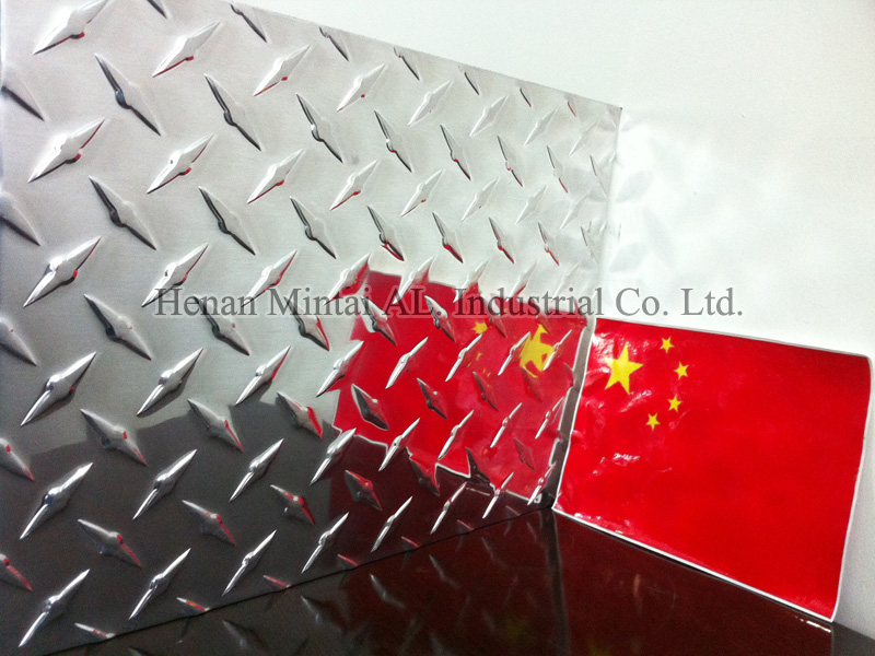 Aluminum tread plate